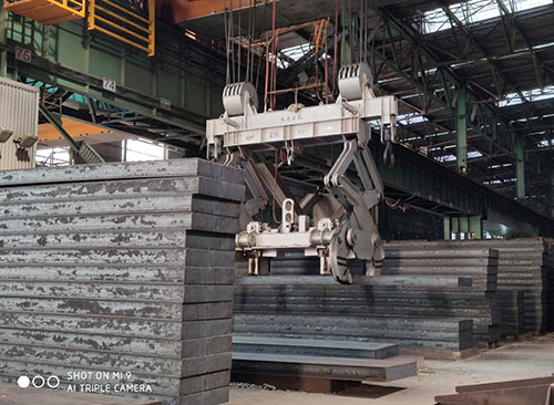 電動調節(jié)板坯夾鉗